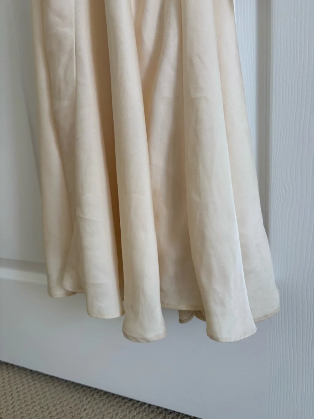 Leau Elegant Cream Satin Dress - Picture 8 of 11
